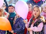 [FOTO] Najmłodsi mieszkańcy Żarowa celebrowali Święto Optymizmu