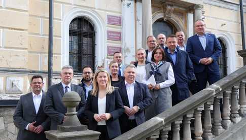 [FOTO] Samorządowcy z naszego powiatu spotkali się z ministrem Kierwińskim. W jakim celu?