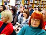 [FOTO] Piotr Kościelny spotkał się z czytelnikami żarowskiej biblioteki