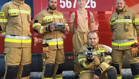 Nowoczesny dron dla OSP Bolesławice. Jednostka jako pierwsza w powiecie zyskała bezzałogowy statek powietrzny