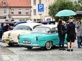 [WIDEO/FOTO] Zabytkowe pojazdy opanowały świebodzicki rynek