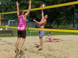 [FOTO] Siatkarskie miksty rywalizowały w turnieju plażówki