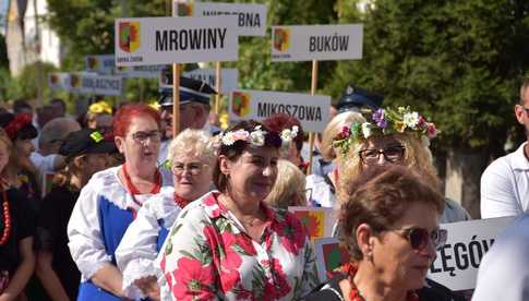Znamy program tegorocznych dożynek gminy Żarów! Kto wystąpi? Jakie atrakcje przewidziano?