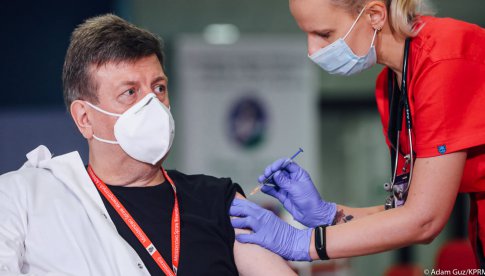 Wałbrzych przyjął uchwałę o obowiązkowym szczepieniu przeciw COVID-19