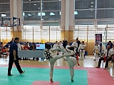 Zawodniczki z Głuszyckiego Klubu Karate z medalami