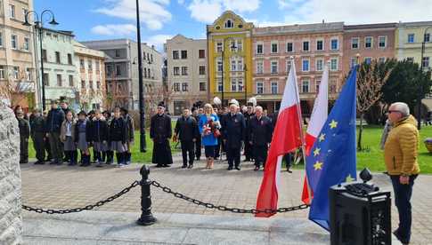 Obchody Święta Konstytucji 3 Maja w Mieroszowie [Foto]
