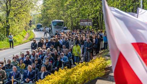 W Szczawnie-Zdroju upamiętniono 216. rocznicę bitwy na Czerwonym Wzgórzu [Foto]