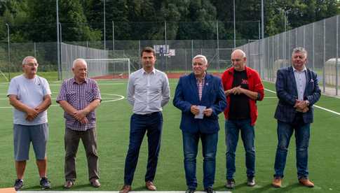 [FOTO] Dwa obiekty sportowe w Mieroszowie gotowe do użytku po modernizacji