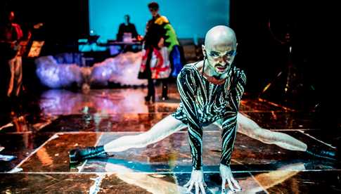 Teatr Dramatyczny w Wałbrzychu: Życie Galileusza, Mary Poppers, Nocny portier, Ancora Tu