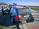 Zderzenie trzech pojazdów na A4. Osobówka spłonęła!