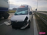 Zderzenie busa i ciężarówki na A4