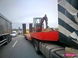 Zderzenie dwóch ciężarówek na A4 
