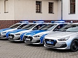 Przekazanie nowych samochodów dla Komendy Miejskiej Policji we Wrocławiu 