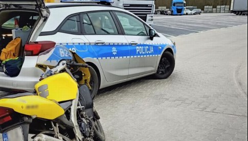 Bez kasku i uprawnień, ale za to z narkotykami - policyjny pościg za motocyklistą