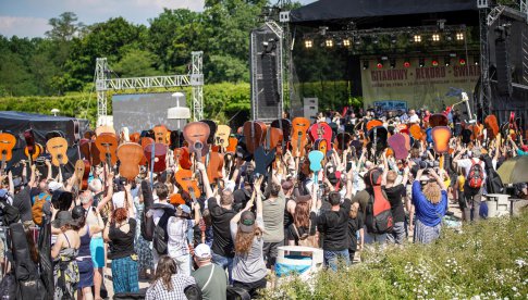 Tysiące gitarzystów zagrało „Hey Joe” we Wrocławiu