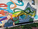[FOTO] Nowy mural przy ul. Reja przedstawia ludzkie emocje