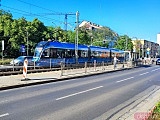 [FOTO] Przystanek Kolejowa po śmiertelnym wypadku z udziałem pasażera oczekującego na tramwaj