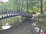 Kłódki zakochanych znikną z mostku w Parku Szczytnickim. To ostatni moment, by je zdjąć