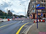 Ile potrwają prace na ulicy Pomorskiej? Postępuje remont jednej z głównych arterii Nadodrza [Foto]