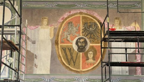 Odkryto malowidło przedstawiające herb Wrocławia. Teraz trwają prace konserwatorskie [Foto]