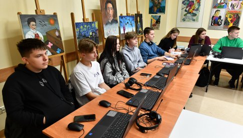 Centra Nauki Zdalnej dla ukraińskich uczniów działają i cieszą się dużym zainteresowaniem