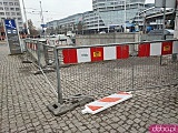 Minęły ponad 2 tygodnie od tragicznego wypadku na placu Grunwaldzkim. Czy zejście do przejścia podziemnego jest już dostępne? [Foto]