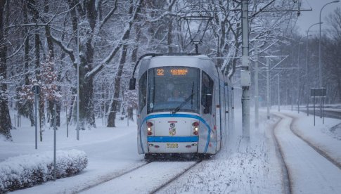 MPK Wrocław ma plan na śnieżny armagedon. W przyszłym tygodniu zapowiadają duże mrozy i opady śniegu