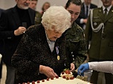 Wojenna bohaterka obchodziła swoje setne urodziny w koszarach dolnośląskich terytorialsów