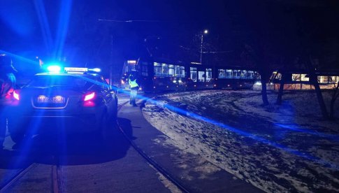 Tragiczny wypadek w Leśnicy. 74-latka zginęła pod kołami tramwaju