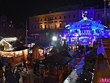 Uczniowie wrocławskich szkół muzycznych dali koncert na Jarmarku Bożonarodzeniowym [Foto]