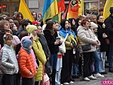 Zobacz, jak Wrocław obchodził rocznicę wybuchu wojny w Ukrainie [Foto, Wideo]