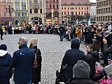 Zobacz, jak Wrocław obchodził rocznicę wybuchu wojny w Ukrainie [Foto, Wideo]