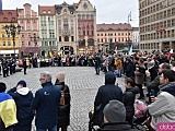 Zobacz, jak Wrocław obchodził rocznicę wybuchu wojny w Ukrainie [Foto, Wideo]