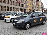 Podróżowanie taksówkami będzie bezpieczniejsze! Miasto wprowadziło nowy system weryfikacji: Wystarczy zeskanować kod QR [SZCZEGÓŁY, FOTO]