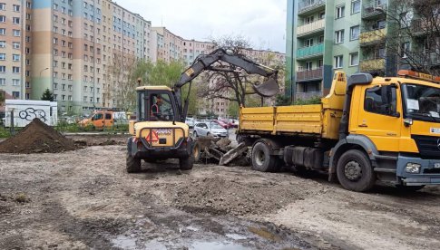 Rozpoczęła się budowa parkingu na Gaju [Foto]