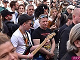 Rekord pobity! Prawie 8 tysięcy gitarzystów zagrało słynny utwór Jimiego Hendrixa na wrocławskim Rynku [Foto, Wideo]