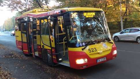 Zmiany w komunikacji miejskiej: Powrót autobusów na ul. Dembowskiego, komunikacja dodatkowa na mecz żużlowy oraz remont ulicy Parkowej