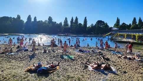 Niebawem rusza letni sezon na wrocławskich kąpieliskach. Pierwsze otwarte będzie już 1 czerwca! [GODZINY OTWARCIA, CENNIK, DOJAZD]