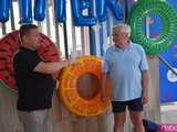 Milionowy klient odwiedził wrocławski aquapark. Teraz może go odwiedzać, ile tylko zechce przez cały rok! [FOTO]