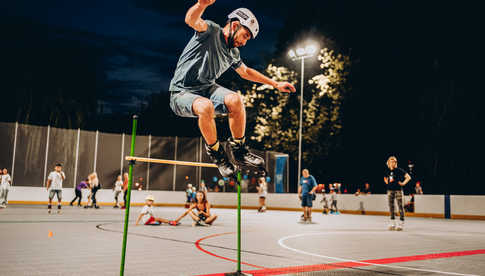 Za nami pierwsza potańcówka na rolkach. Zobacz, jak bawili się na Skate Night Wrocław [FOTO]