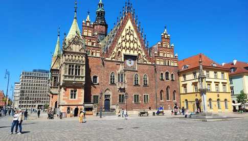 Wrocław wyda w przyszłym roku ponad 7 mld złotych. Na co zostanie przeznaczone najwięcej środków? Uchwalono przyszłoroczny budżet [SZCZEGÓŁY]