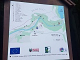 Kamieniec Ząbkowicki: Klub Seniora na spacerze w Dolinie Pereł