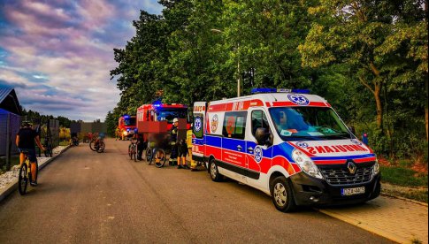 Wypadek na singletracku w Bardzie. W transporcie poszkodowane pomogli strażacy