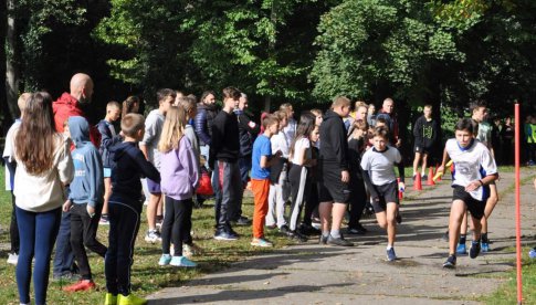 Finał powiatowy w Sztafetowych Biegach Przełajowych
