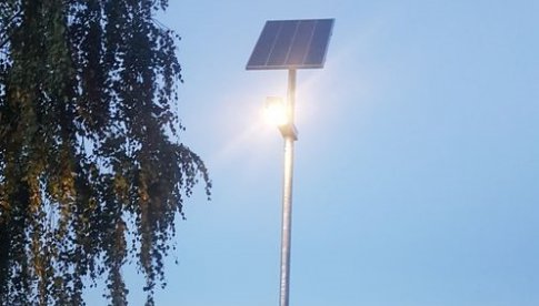 Nowe lampy solarne w sołectwach gminy Bardo