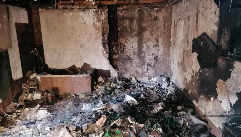 Pożar mieszkania w Brochocinie. Trwa zbiórka dla pogorzelców