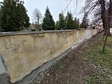 Trwa remont muru cmentarnego w Ziębicach