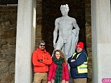 W Grocie Perseusza przy Pałacu Marianny Orańskiej zainstalowano marmurową rzeźbę herosa
