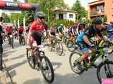 Setki rowerzystów na Bike Maratonie w Bardzie