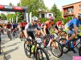 Setki rowerzystów na Bike Maratonie w Bardzie